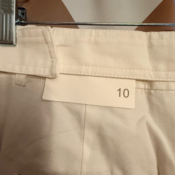 Elegant White Women's Pants - Picture 3 of 4